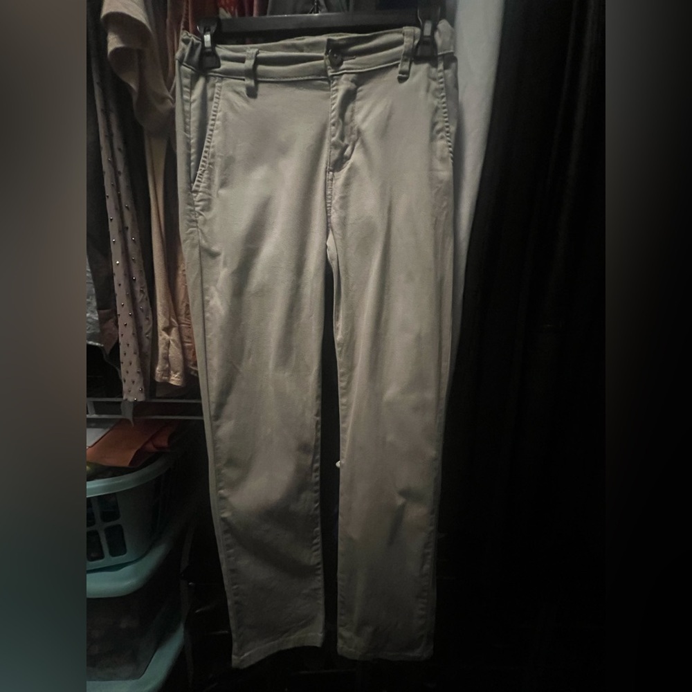 Izod Tan Chinos Relaxed Fit Cotton